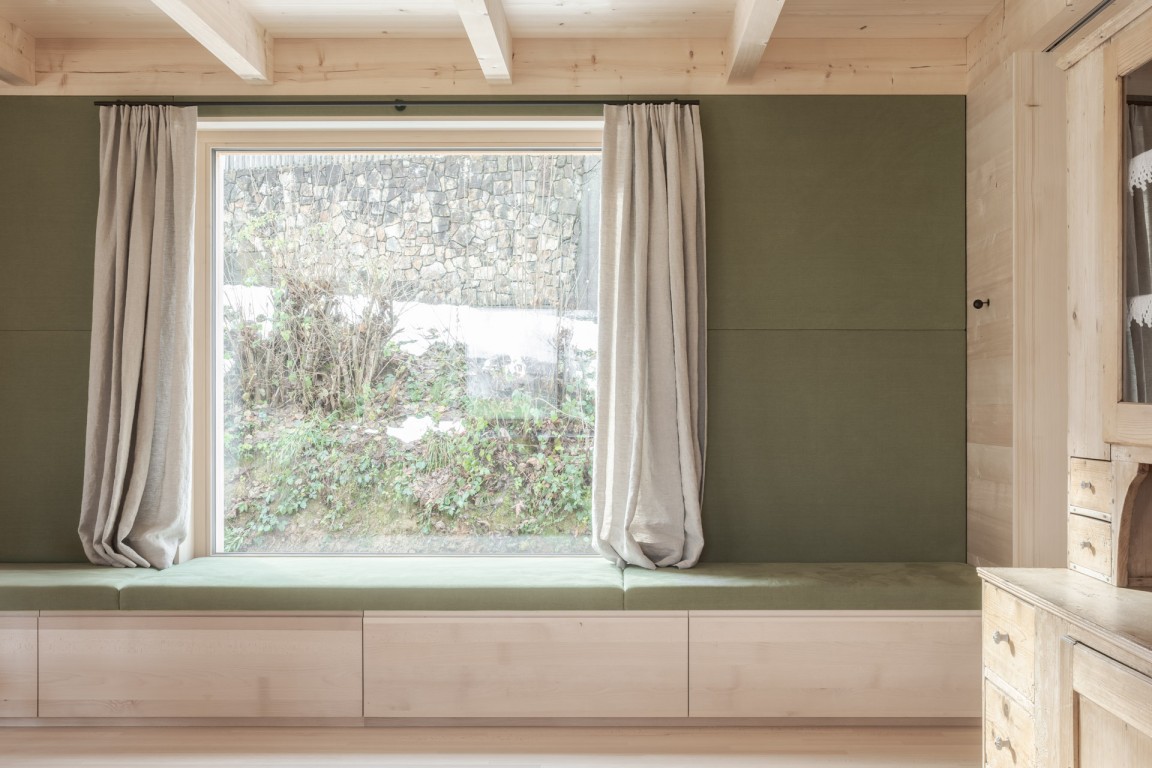 jedes Element erzählt von ehrlichem Handwerk und bewusster Auswahl.