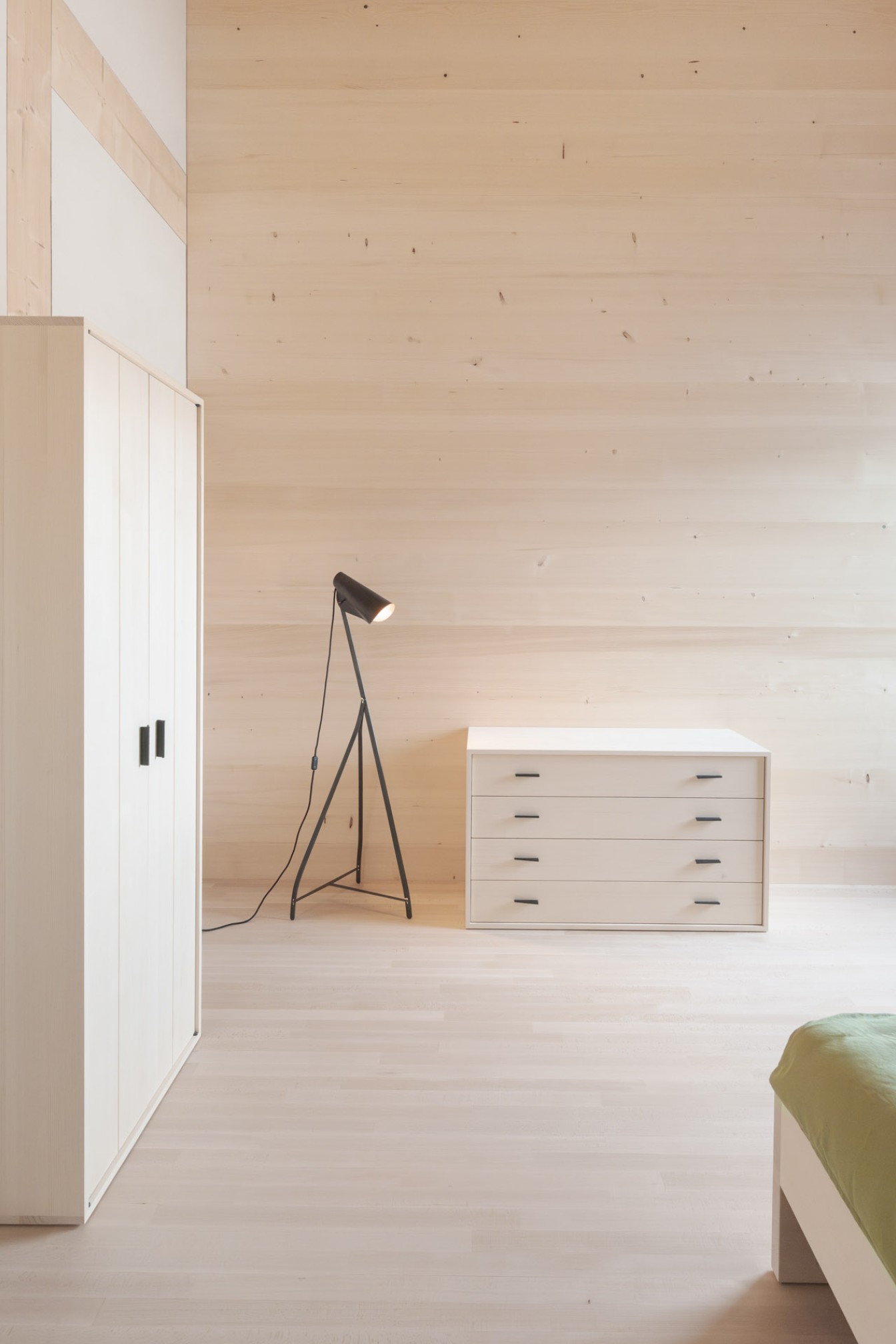 jedes Element erzählt von ehrlichem Handwerk und bewusster Auswahl.